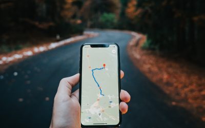 A Guide to Using Offline Google Maps While Traveling